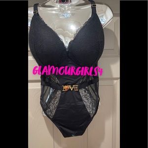 Victoria’s Secret Black Love lace belted teddy NWT size XL